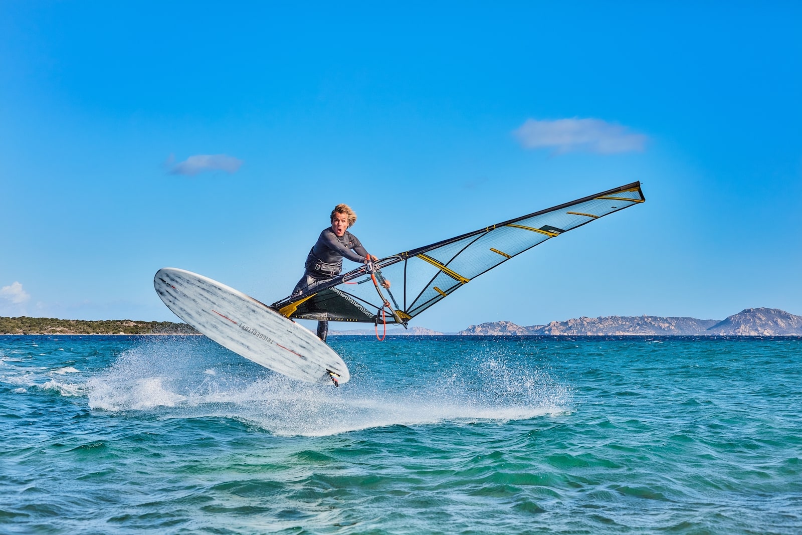 Style Pro Gold Y31 action 1